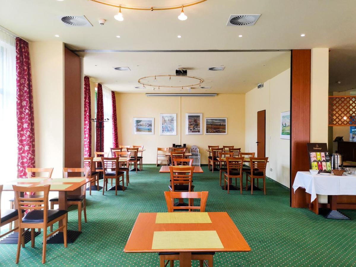 Hotel Acron